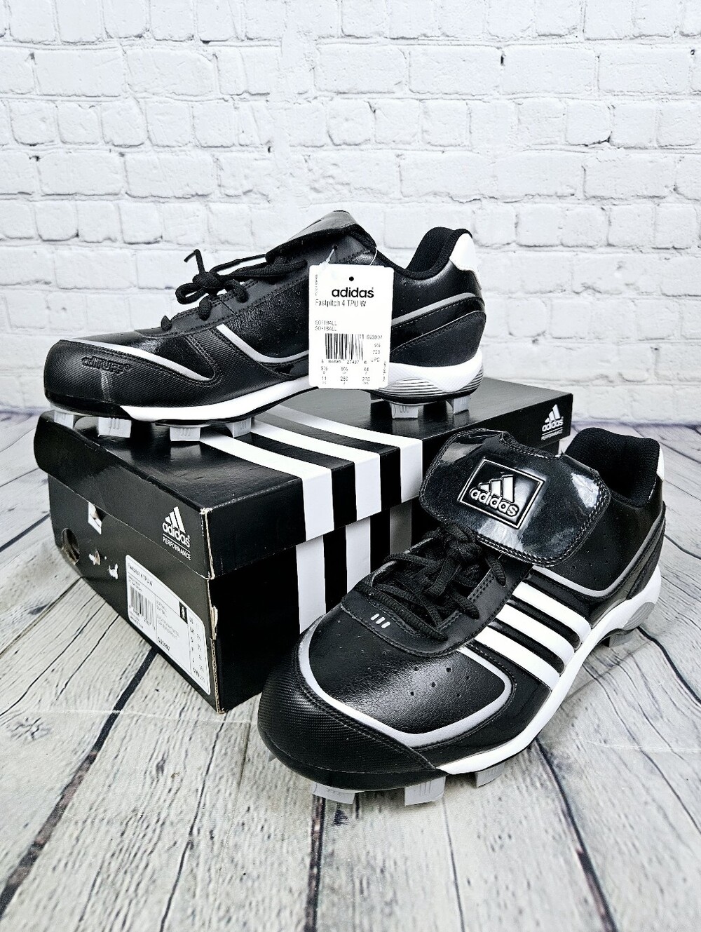 ADIDAS | Fastpitch 4 TPU Softball baseball cleats athletic shoes